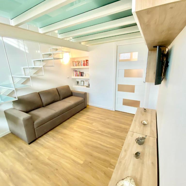 Loft 20 minuti dal duomo - Moderno e accogliente - Appartamento con 2 Camere da Letto - 2