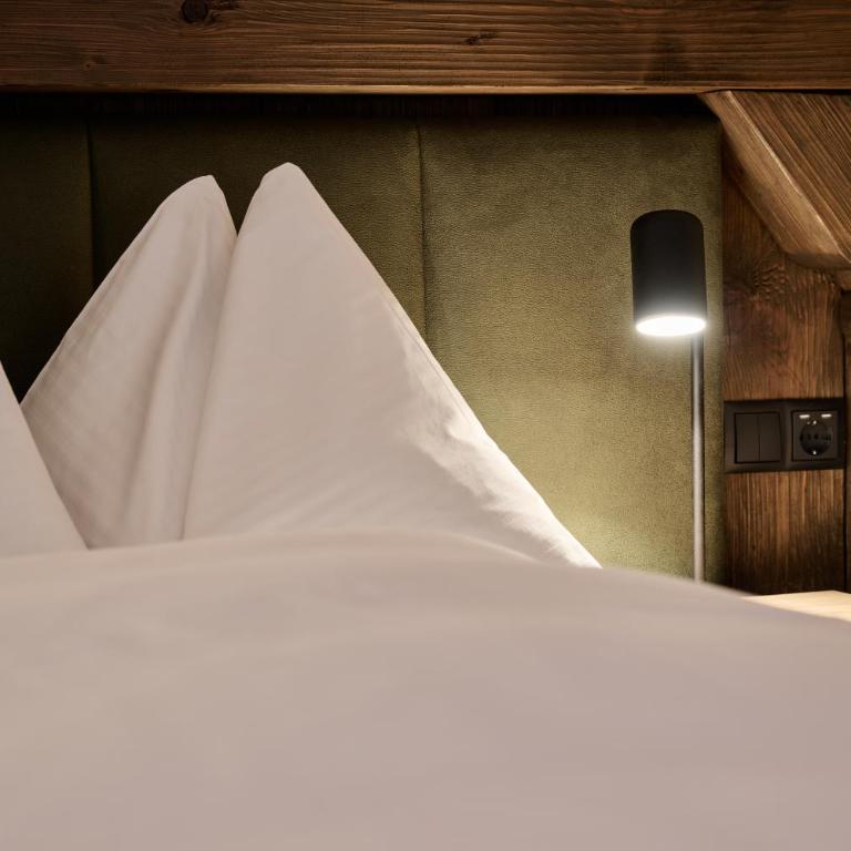 Alpen Villa Rieder - Familienzimmer (2 Erwachsene + 2 Kinder) mit Balkon - 2