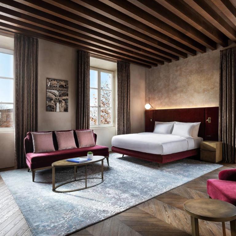 Grand Universe Lucca, Autograph Collection - Junior Suite Aria con 1 Letto King-Size e Vista Città - 3