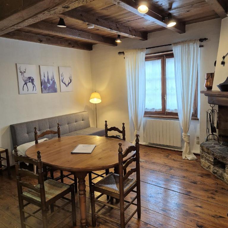 La Pleta Del Tarter - Three-Bedroom House - 4