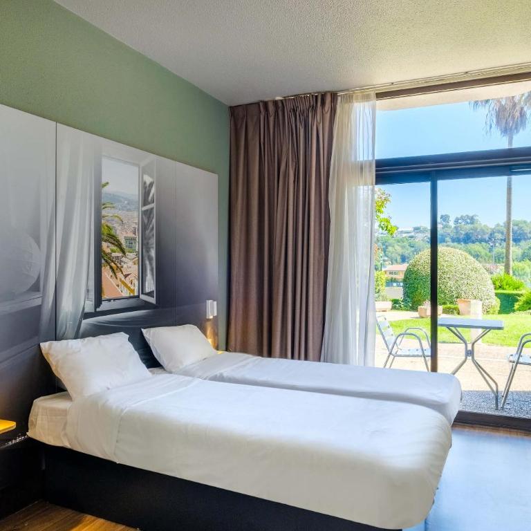 B&B HOTEL Villeneuve Loubet Village - Chambre Lits Jumeaux - 1