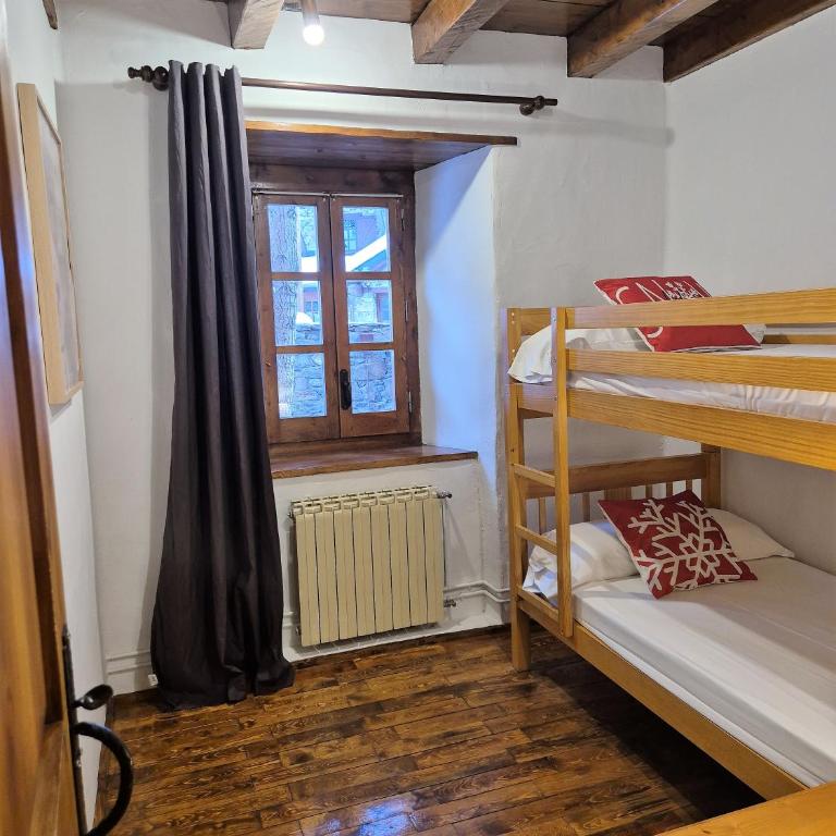 La Pleta Del Tarter - Three-Bedroom House - 4