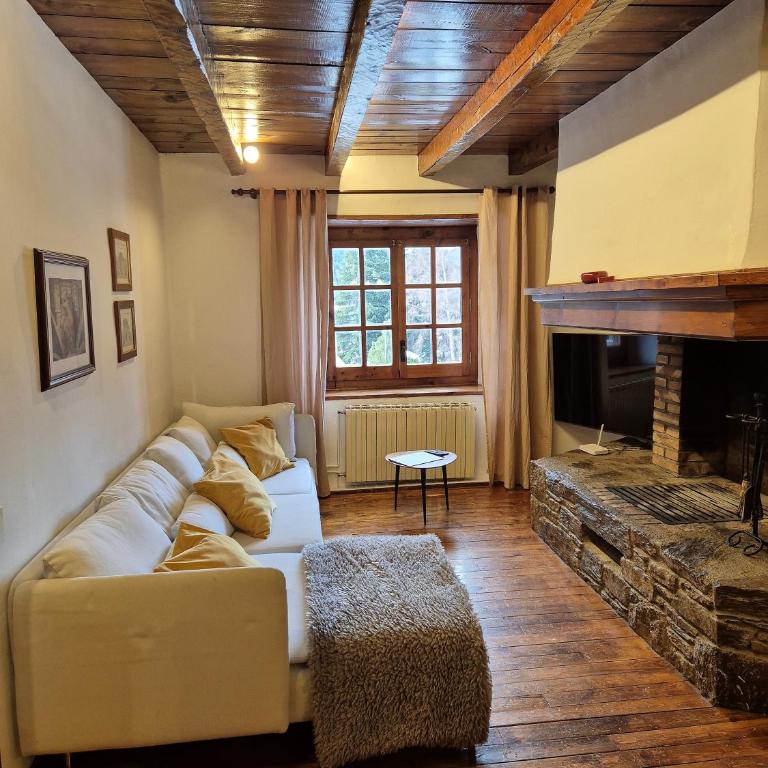 La Pleta Del Tarter - Three-Bedroom House - 11