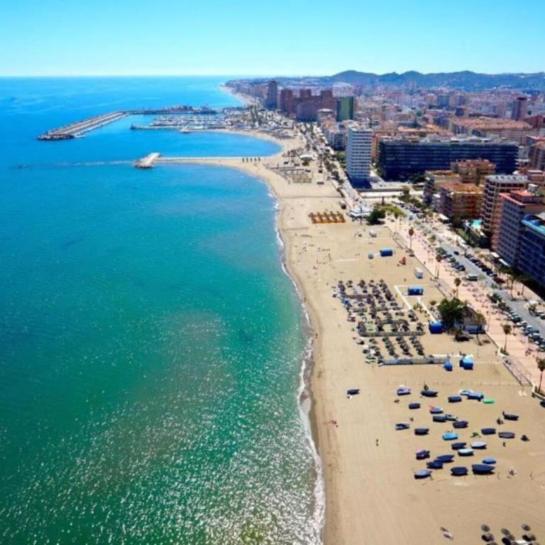 CentroBeach Apartment Fuengirola 250m from Beach - Two-Bedroom Apartment - 29