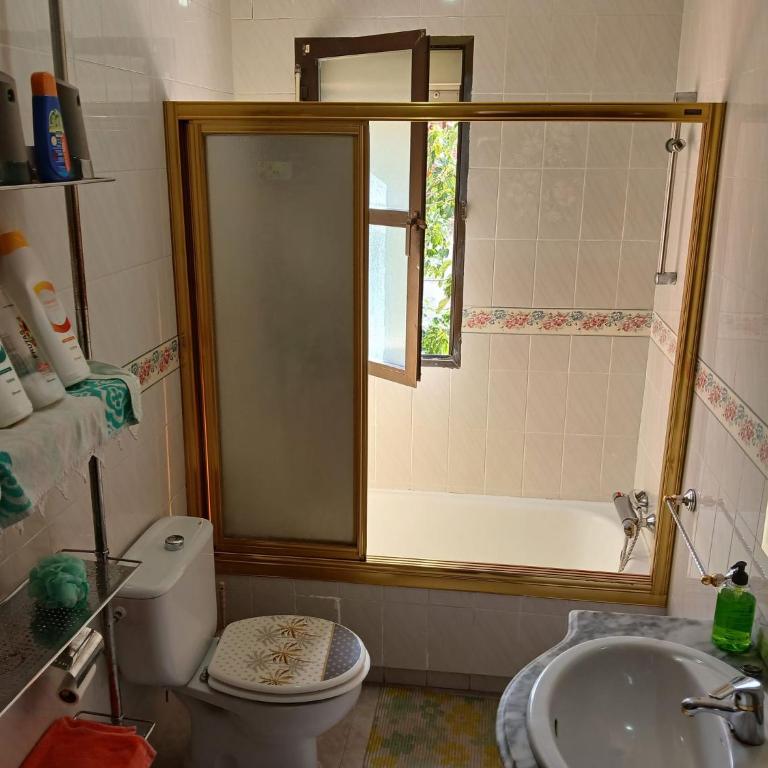 Private Double Room in Toledo - Habitación Triple - 16