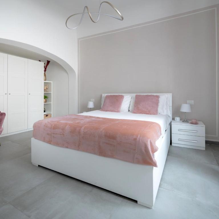 Via Ponte alle Mosse, 19 - Florence Charming Apartments - A chic, newly renovated apartment near Tram Leopolda, a few min from downtown - Two-Bedroom Apartment - 18