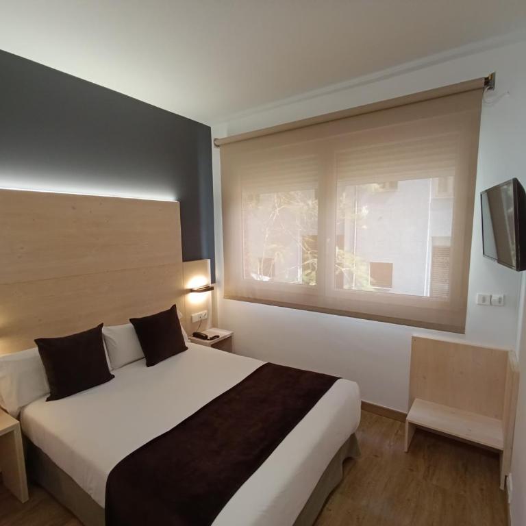 Hotel Travessera - Single Room - 1