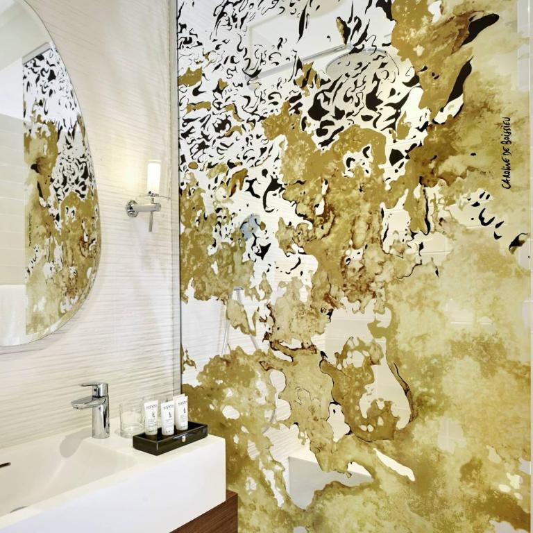 La Caserne Chanzy Hotel & Spa, Autograph Collection - Chambre Lit King-Size Deluxe - Vue sur Cour - 4