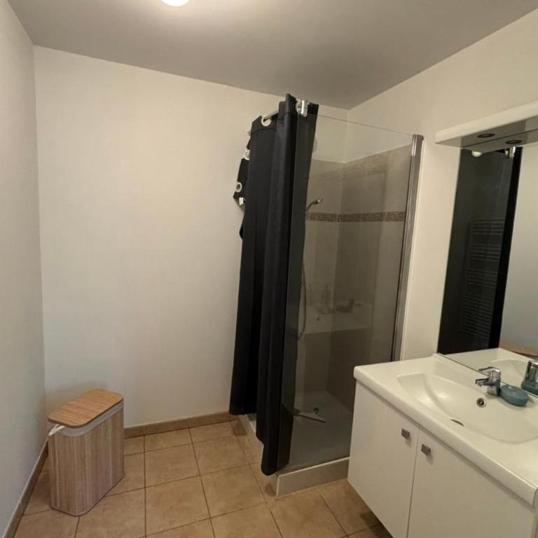 Apt In The City Center Residence With Pool - Apartamento - 12