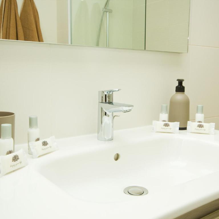 Casa Olivia - By AZ Rentals - Three-Bedroom Villa - 38
