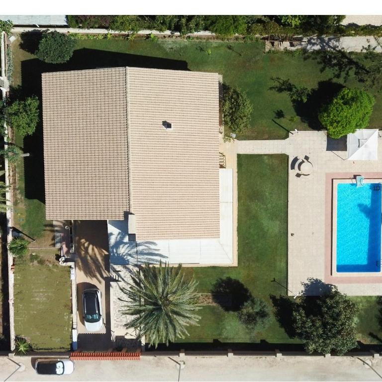 Chalé entero con Piscina, 700 m Playa Muchavista - Playa San Juan - Villa - 50
