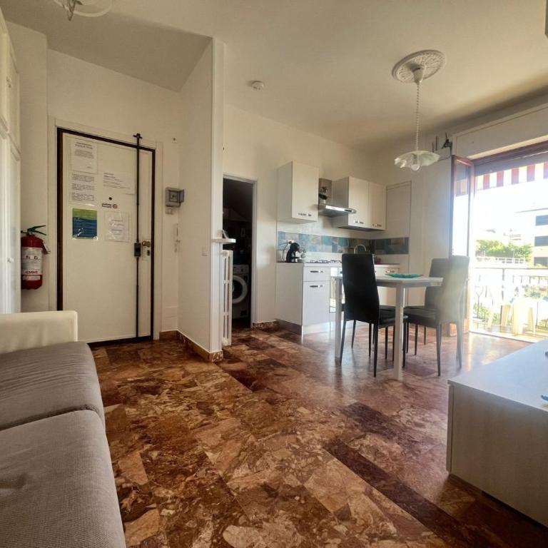 APARTMENT Aurora & Nicole IDEAL per bike 1 free parkings large e wi-fi free e x family mtb climbing con terazza vista mare - Appartamento con Balcone - 6