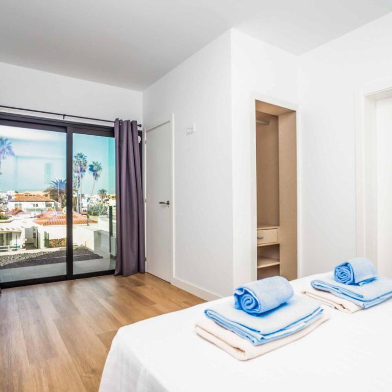 Villa Julaga - Three-Bedroom Villa - 12
