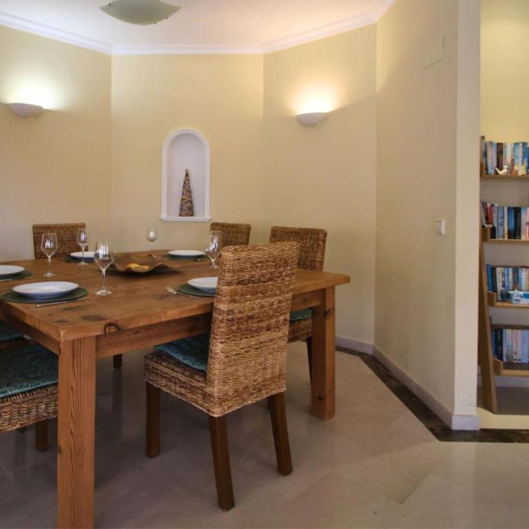 Four Bedroom Villa with a Private Pool - Villa Deluxe - 10