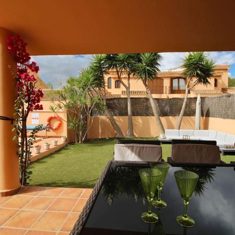 Four Bedroom Villa with a Private Pool - Villa Deluxe - 12