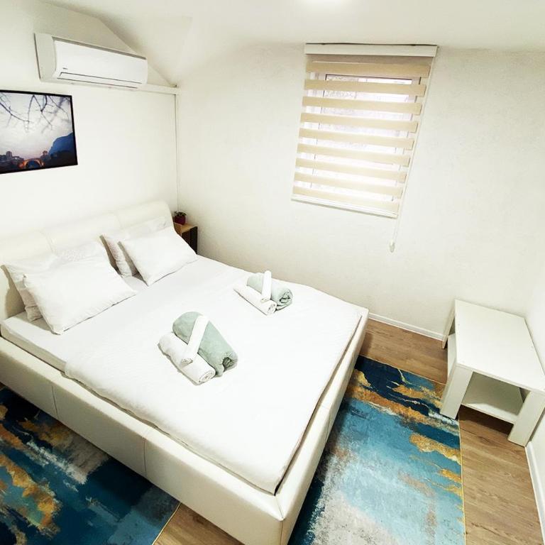 Farah Apartment - Two-Bedroom Apartment - 3
