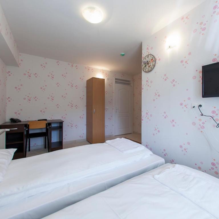 Hotel Hayat Hills - Četvorokrevetna Soba - 1