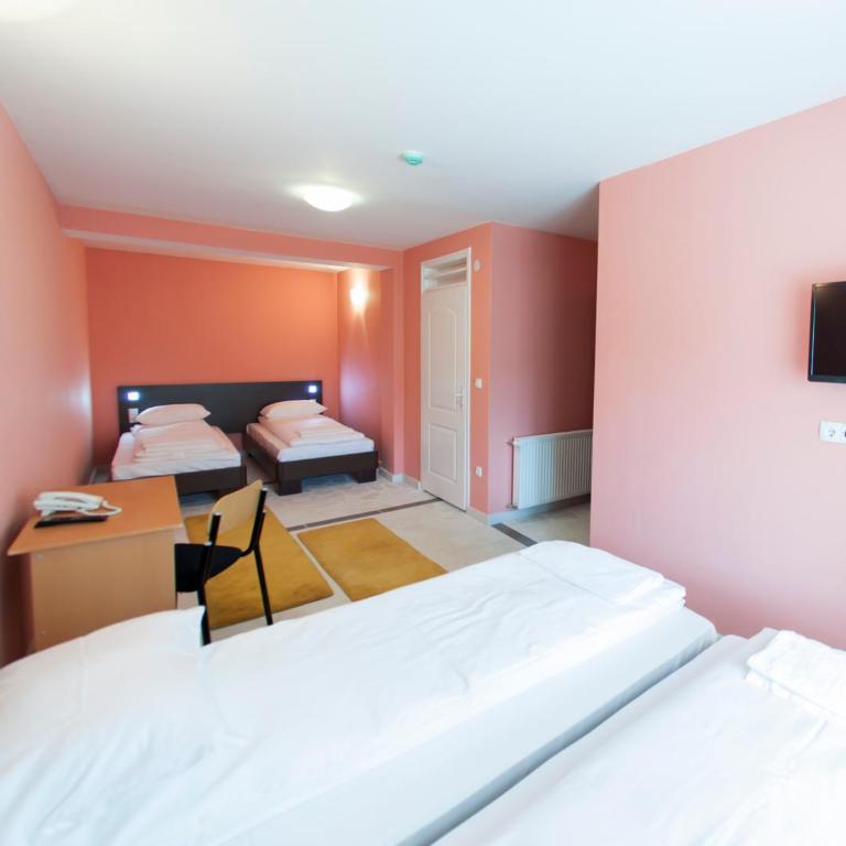 Hotel Hayat Hills - Četvorokrevetna Soba - 6