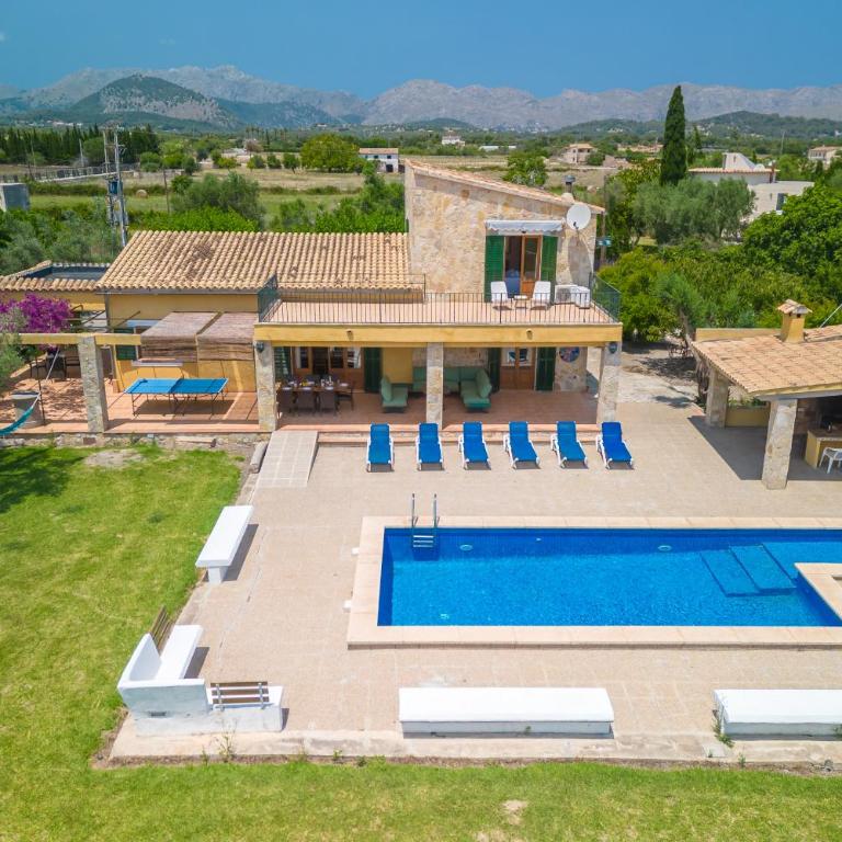 Villa Can Patriarca with Pool, Garden, Mountain Views, ideal for Families - Casa de 4 dormitorios - 1