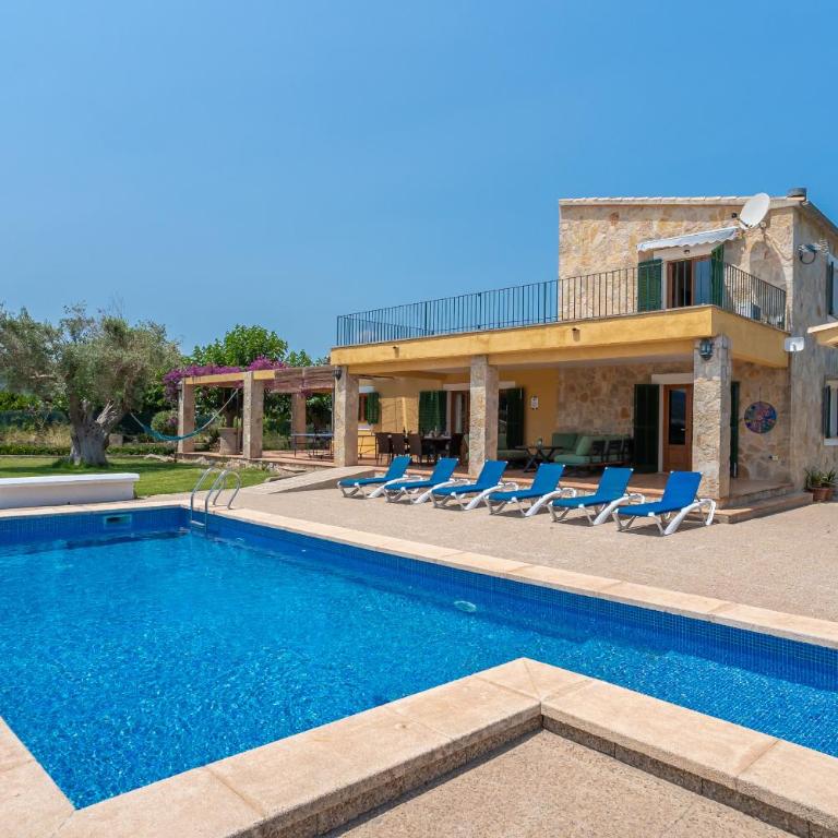 Villa Can Patriarca with Pool, Garden, Mountain Views, ideal for Families - Casa de 4 dormitorios - 17