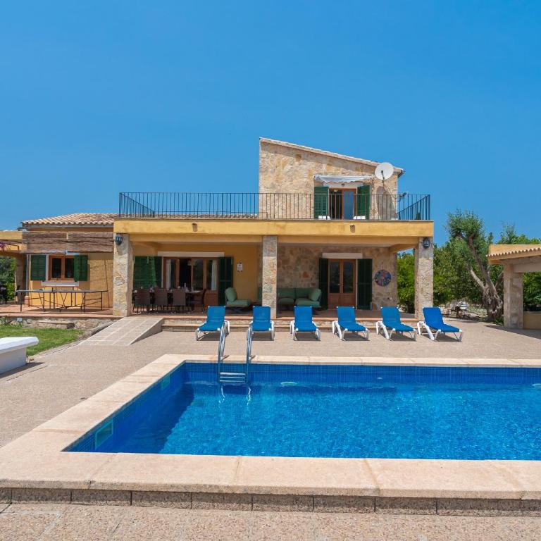 Villa Can Patriarca with Pool, Garden, Mountain Views, ideal for Families - Casa de 4 dormitorios - 48