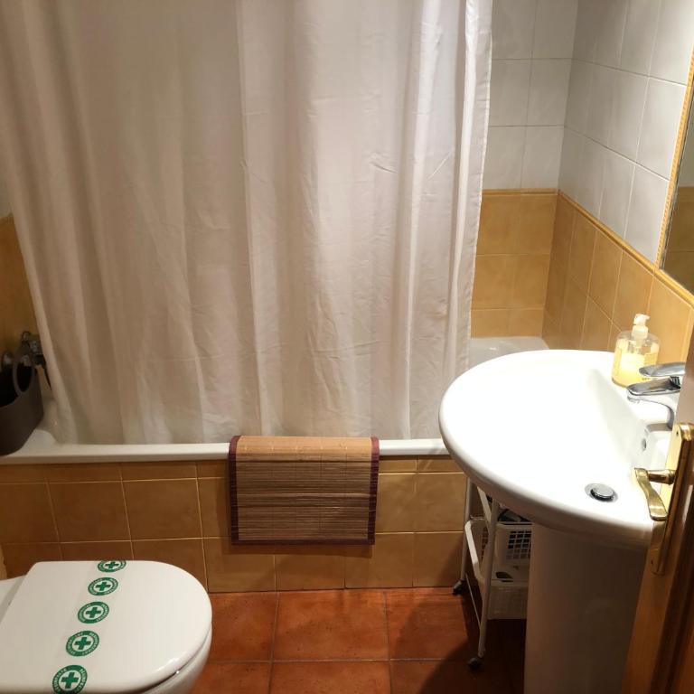 Apartamentos 7 Valles Jaca Centro - Apartment mit 2 Schlafzimmern - 16