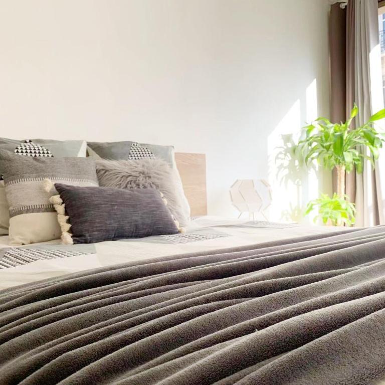Nice apt nearby arc triomphe champe elysee - Appartement 1 Chambre - 10