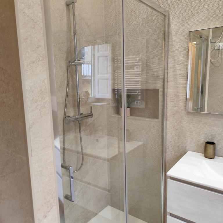 Scic House - Deluxe Quadruple Room - 18