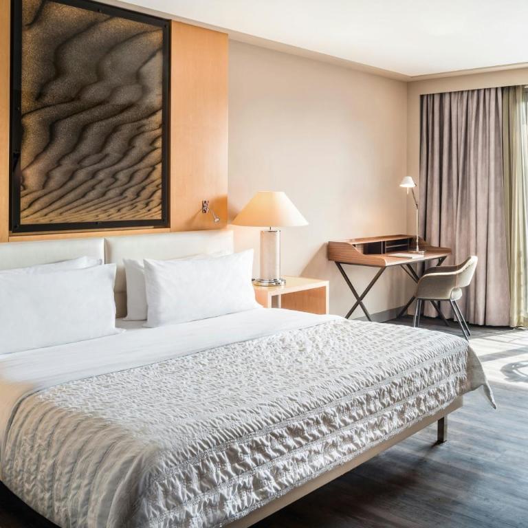 Le Meridien Munich - Deluxe Gartenzimmer mit 1 Kingsize-Bett und Gartenblick - 3