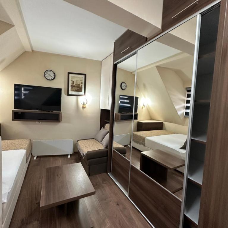 Apartments Konaci Kopaonik - Studio with Mountain View - 2