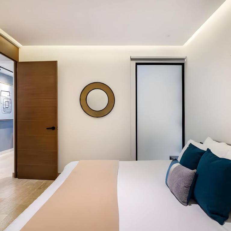 Jujoso departamento 5th avenida y caminando a la playa - One-Bedroom Apartment - 24