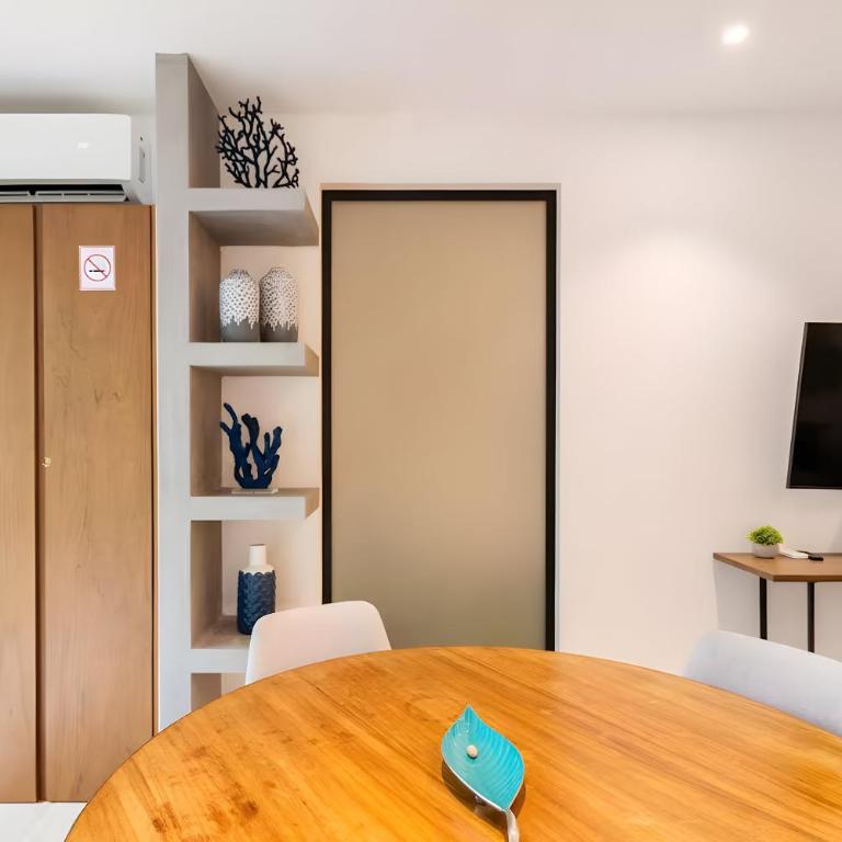 Jujoso departamento 5th avenida y caminando a la playa - One-Bedroom Apartment - 52