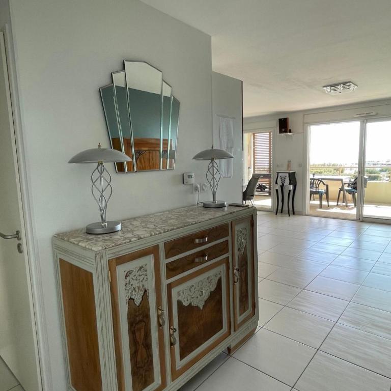 Sète vue mer, secteur des plages, T3 de standing climatisé avec grande terrasse - Apartment mit 2 Schlafzimmern - 7