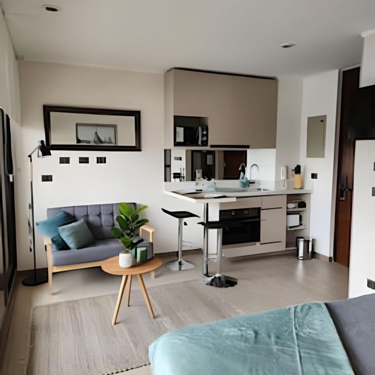Hermoso y amplio estudio a pasos de U.Católica - Apartamento con vistas y balcón - 3