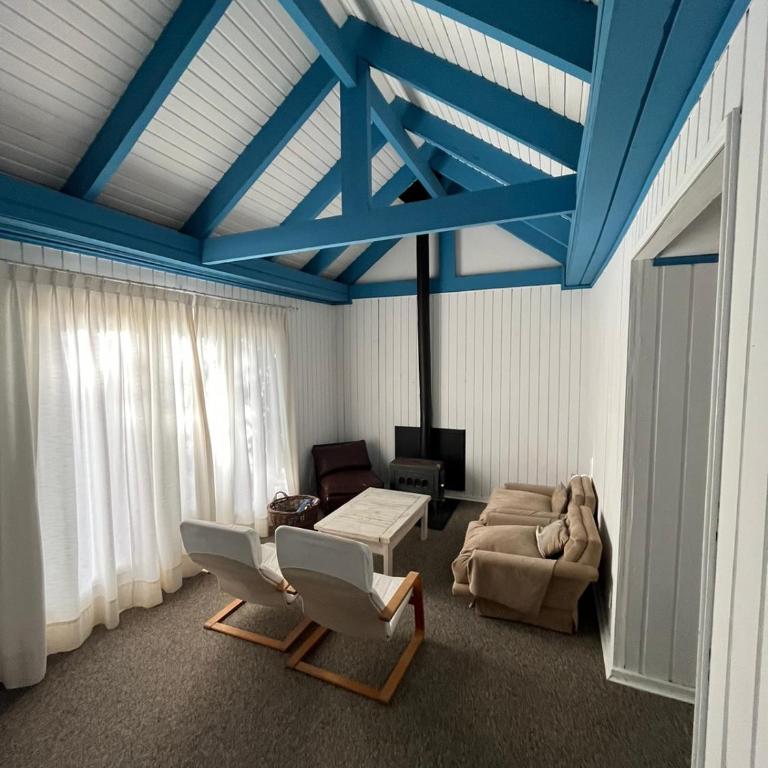 CASA PLAYERA CENTRO ZAPALLAR 6 personas - Three-Bedroom House - 1