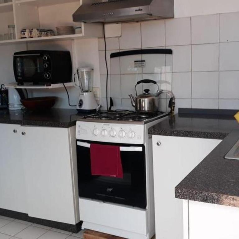CASA PLAYERA CENTRO ZAPALLAR 6 personas - Three-Bedroom House - 10