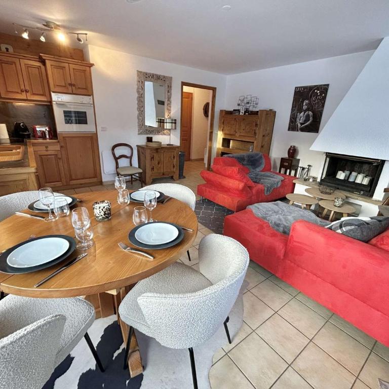 Charmant appartement 3 pièces, jardin, parking et wifi à Demi-Quartier - FR-1-597-187 - Appartement - 3