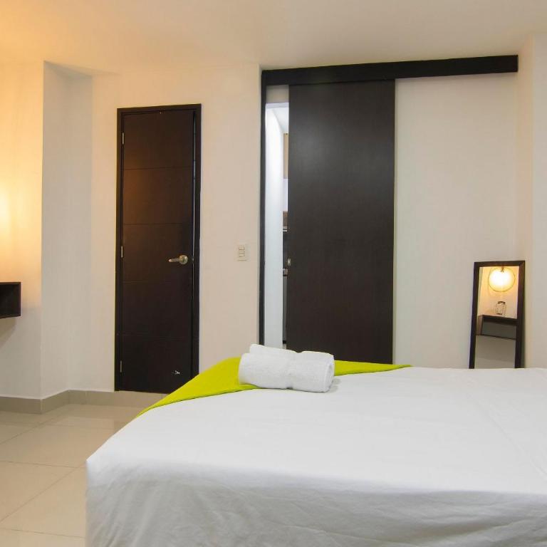ED SANTO TOMAS LAURELES MEDELLIN - Apartamento Suite - 8