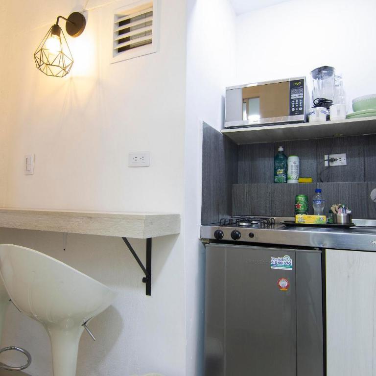 ED SANTO TOMAS LAURELES MEDELLIN - Apartamento Suite - 10