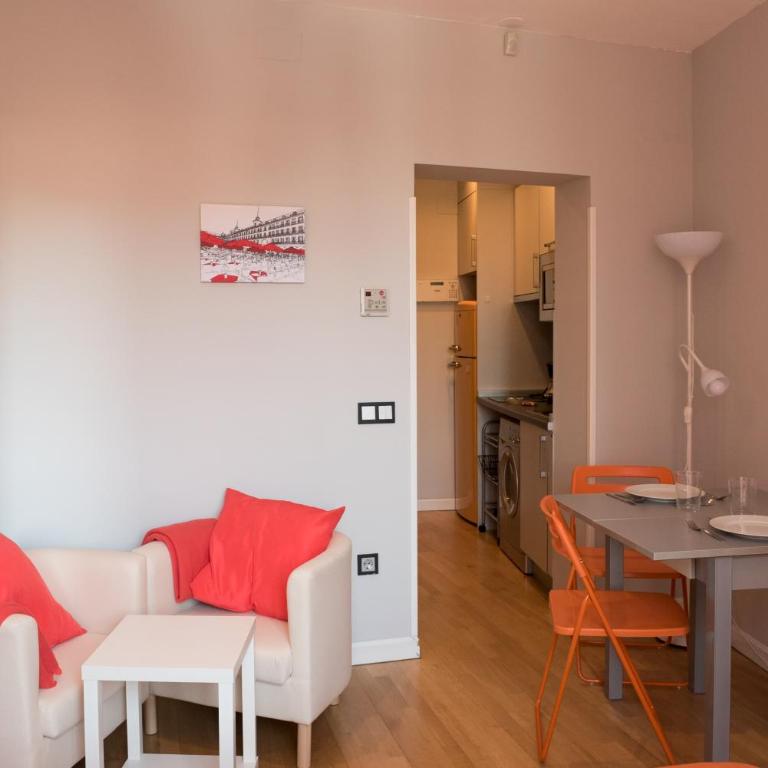 Estudio Plaza Mayor - Studio Apartment - 1