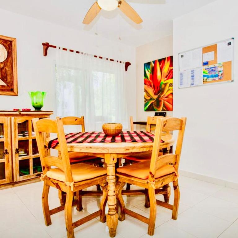Deluxe Family Comfort Balcony Room with Pool Playacar Ii - Family Room - 8