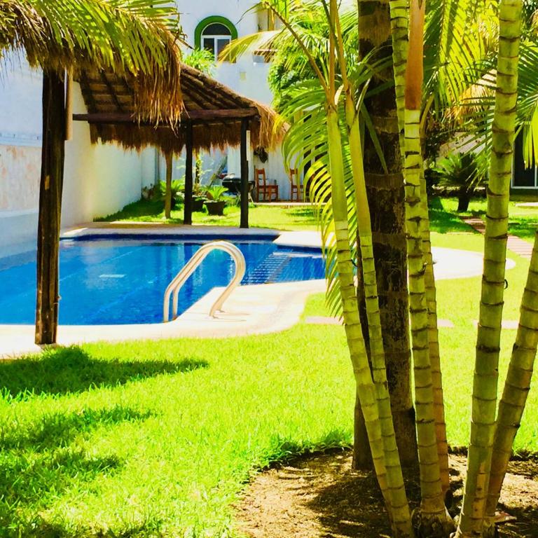 Deluxe Family Comfort Balcony Room with Pool Playacar Ii - Family Room - 20
