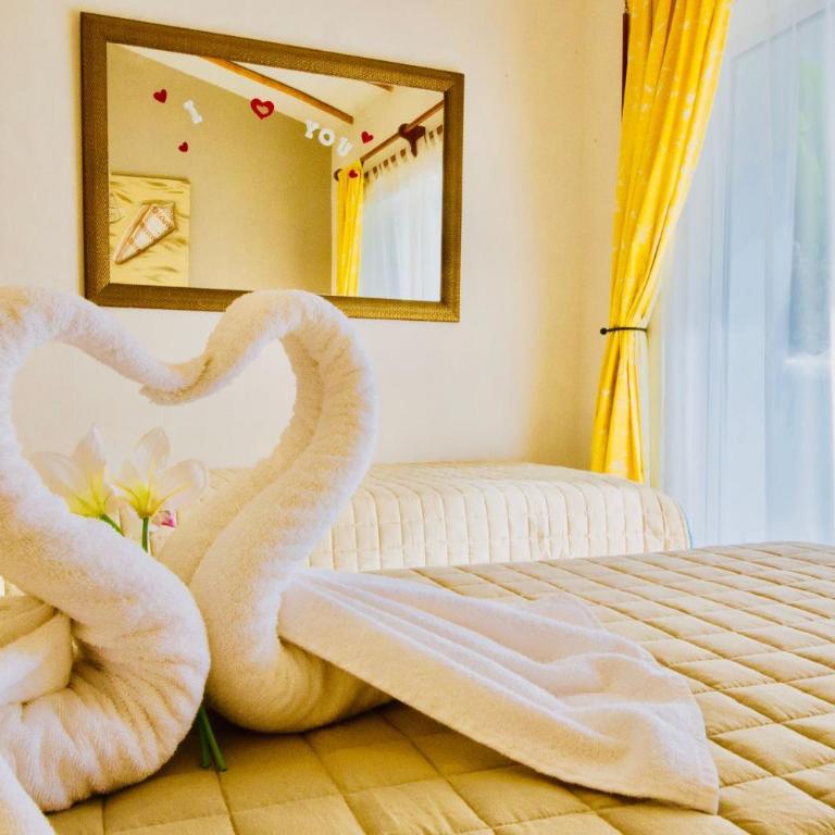 Deluxe Family Comfort Balcony Room with Pool Playacar Ii - Family Room - 42