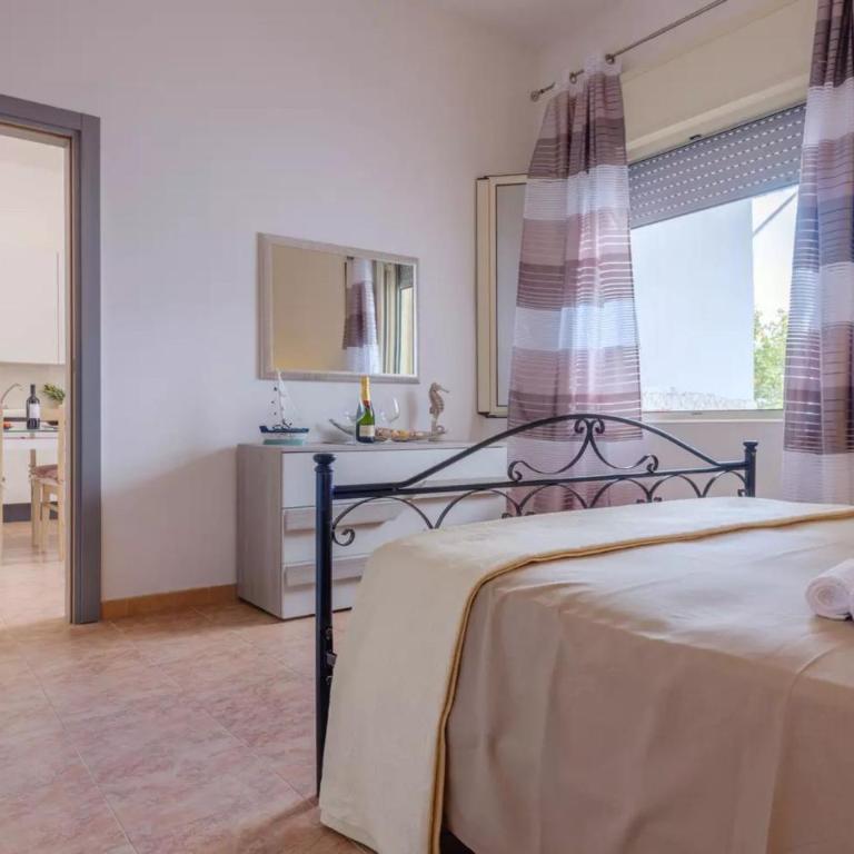 Villa Diamante Torre Lapillo With Air Conditioning, Parking And Wi-Fi - Villa - 8