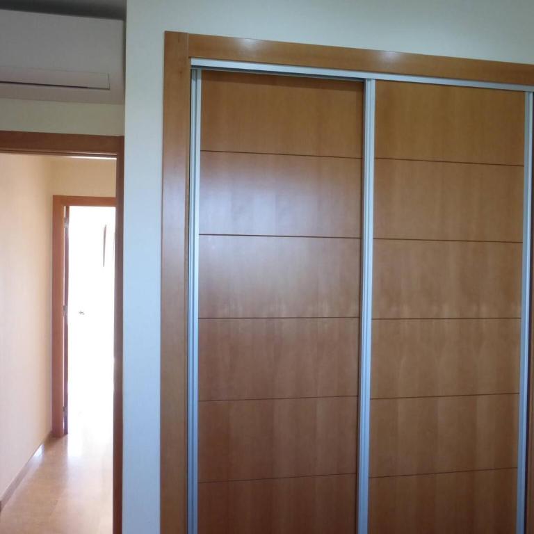 Beautiful 2 bedroom 2 bathroom apartment with pool - Apartment - 11