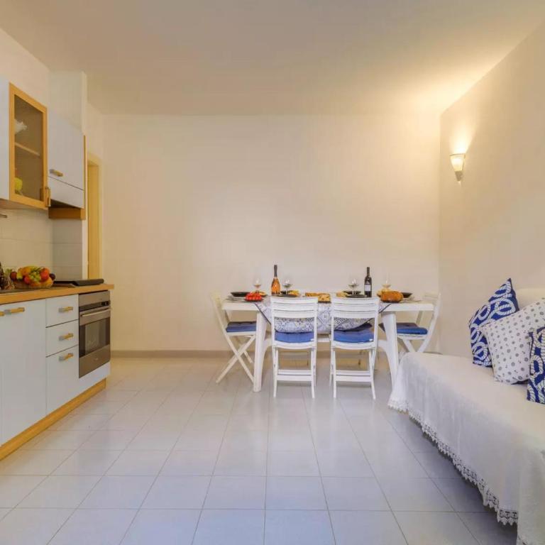 Villa With Climate, Wi-Fi and Private Parking - Vacation Home - 9