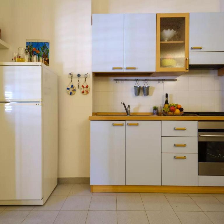 Villa With Climate, Wi-Fi and Private Parking - Vacation Home - 13
