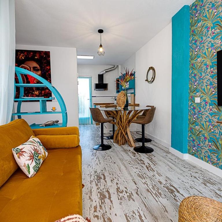 Elegant Bungalow with Jacuzzi Villa Loi Charls in Torrevieja - Bungalow - 21