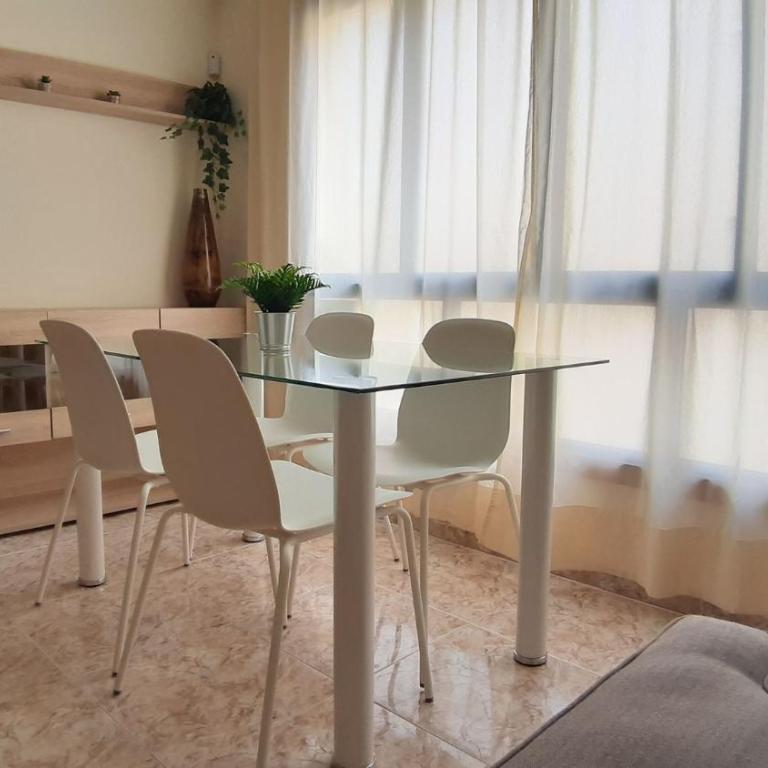 Charming 3-Bedroom Apartment in Corralejo, Lanzarote - Apartamento - 4