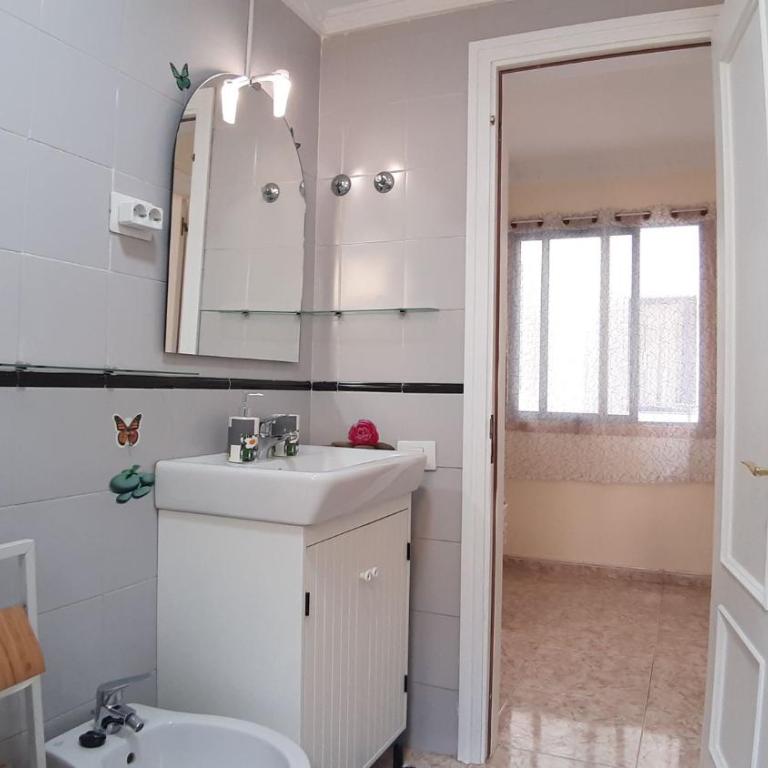 Charming 3-Bedroom Apartment in Corralejo, Lanzarote - Apartamento - 23